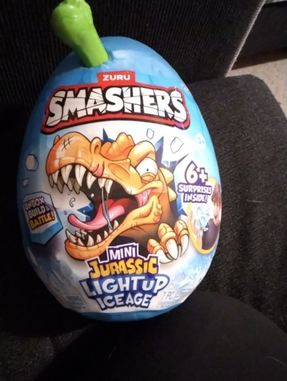 Smashers Mini Jurassic Light Up Ice Age Toy Egg - Blue 1230